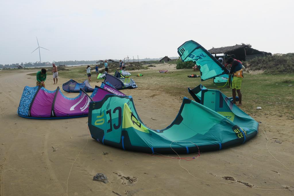 De Silva Wind Resort Kalpitiya - Kitesurfing School Sri Lanka Экстерьер фото